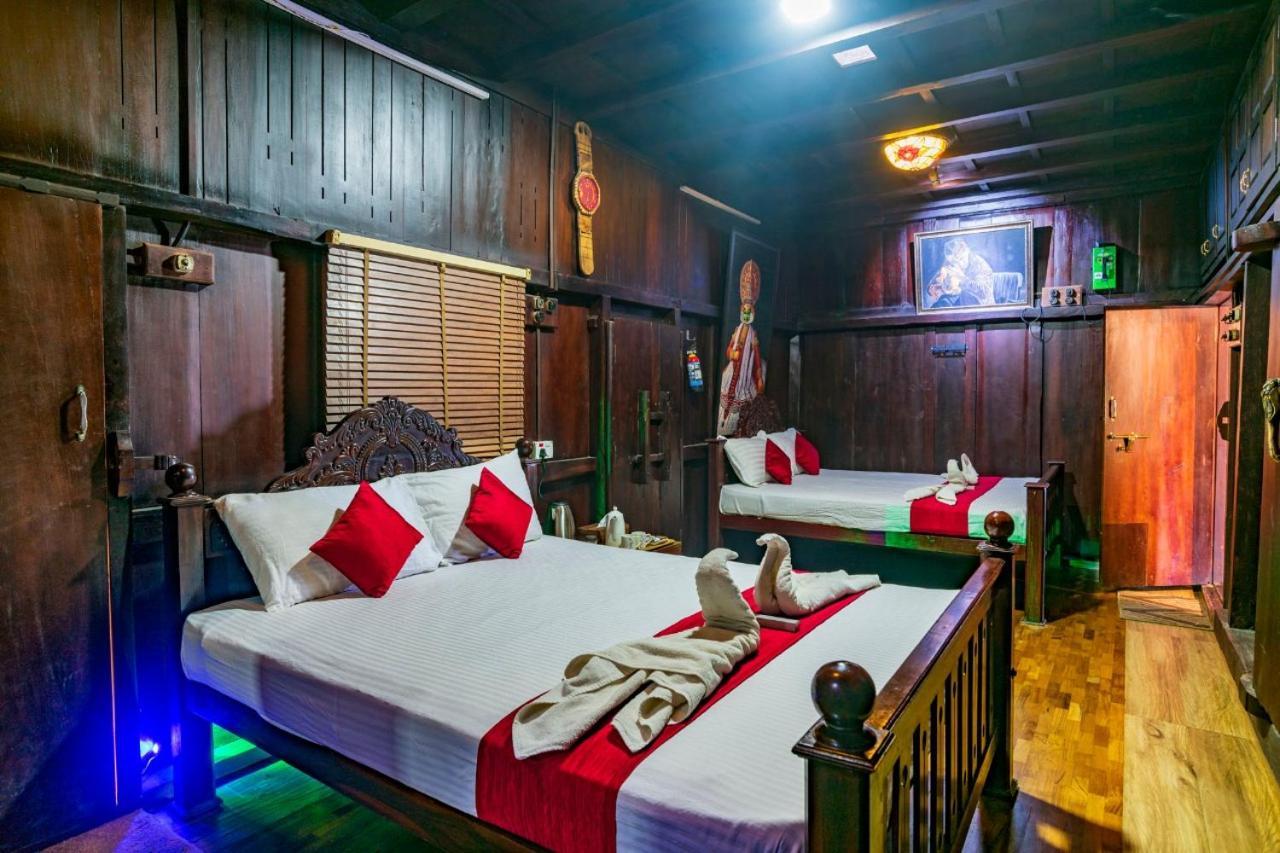Castillo De Woods , The Private Luxury Villa , 8 Bhk, Vattavada Kottakamboor Extérieur photo