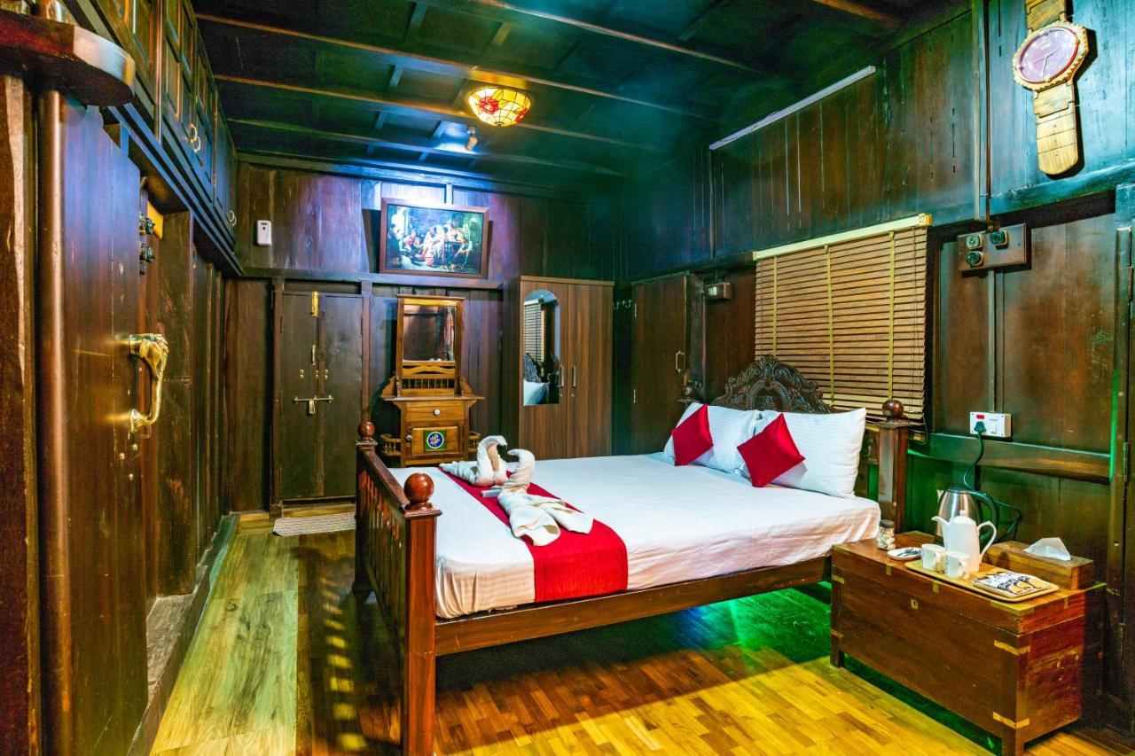 Castillo De Woods , The Private Luxury Villa , 8 Bhk, Vattavada Kottakamboor Extérieur photo