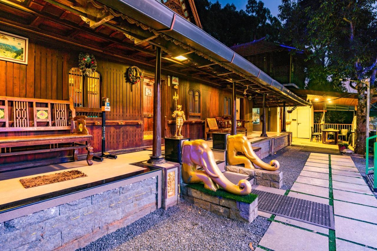 Castillo De Woods , The Private Luxury Villa , 8 Bhk, Vattavada Kottakamboor Extérieur photo